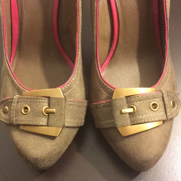 New Condition, LimeLight Heeled Shoes.Size 7 1/2 - Picture 7 of 8